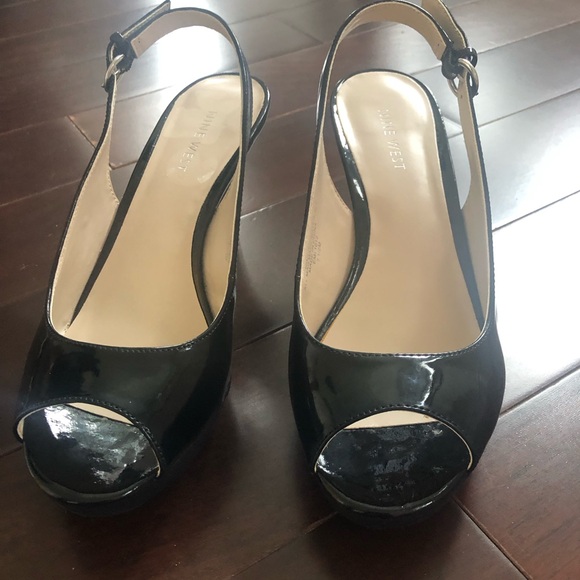 Nine West size 7.5 black patent leather sling backs - Picture 7 of 12